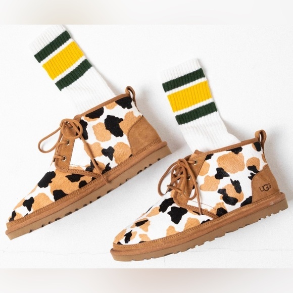 Authentic New Ugg Neumel Bootie Men’s Size 9 Hard To Find Cow Print Pattern! - Picture 2 of 6